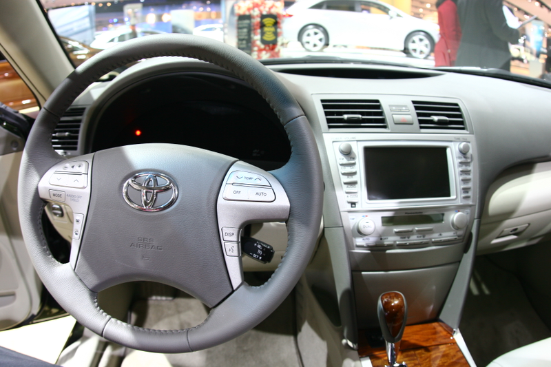 Illustration for article titled 2010 Toyota Camry: Detroit Reveal Makes Us Crave Vanilla Ice Cream